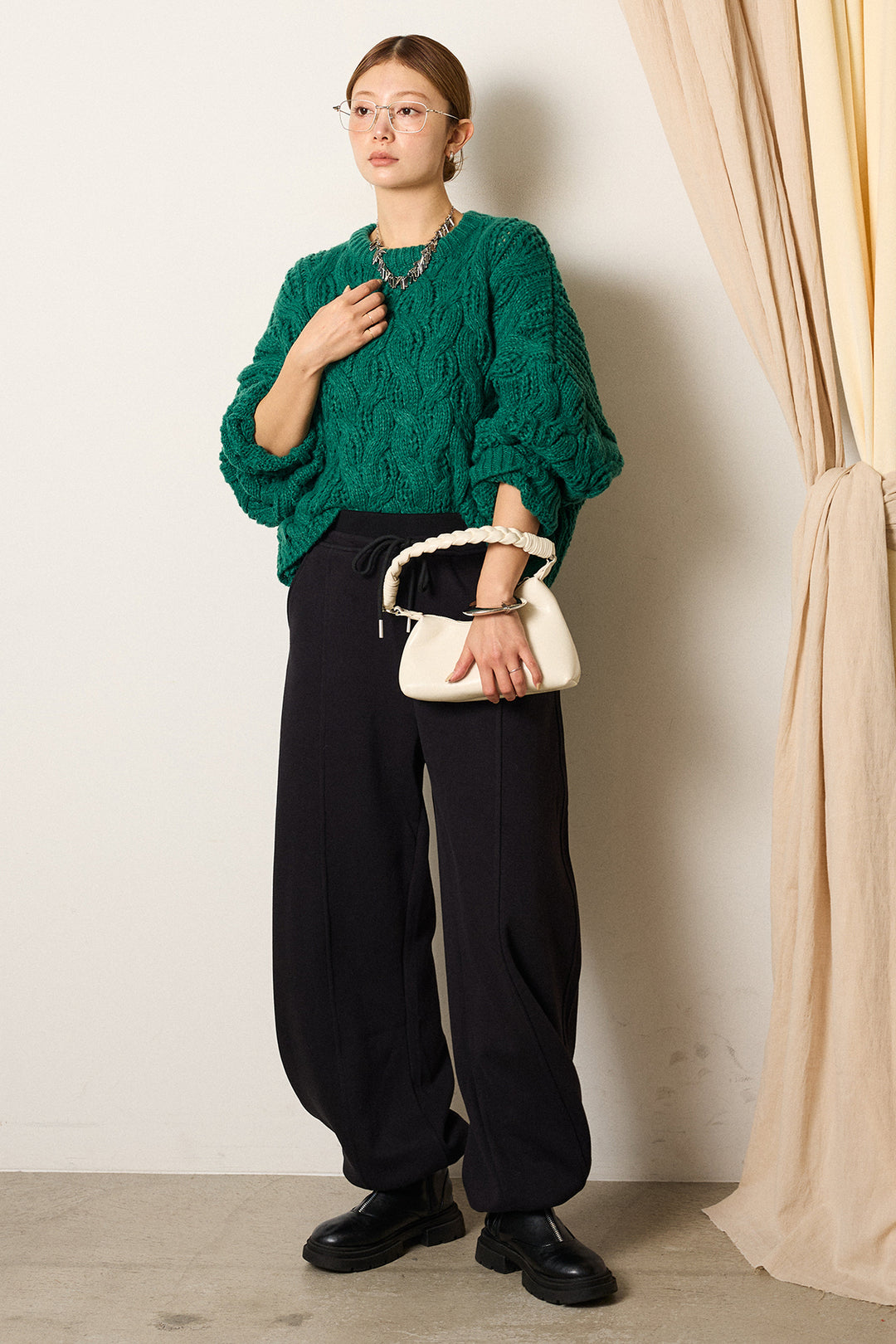 [SET]ケーブルリラックスショートニット+スウェットワイドカーブパンツ(2set)