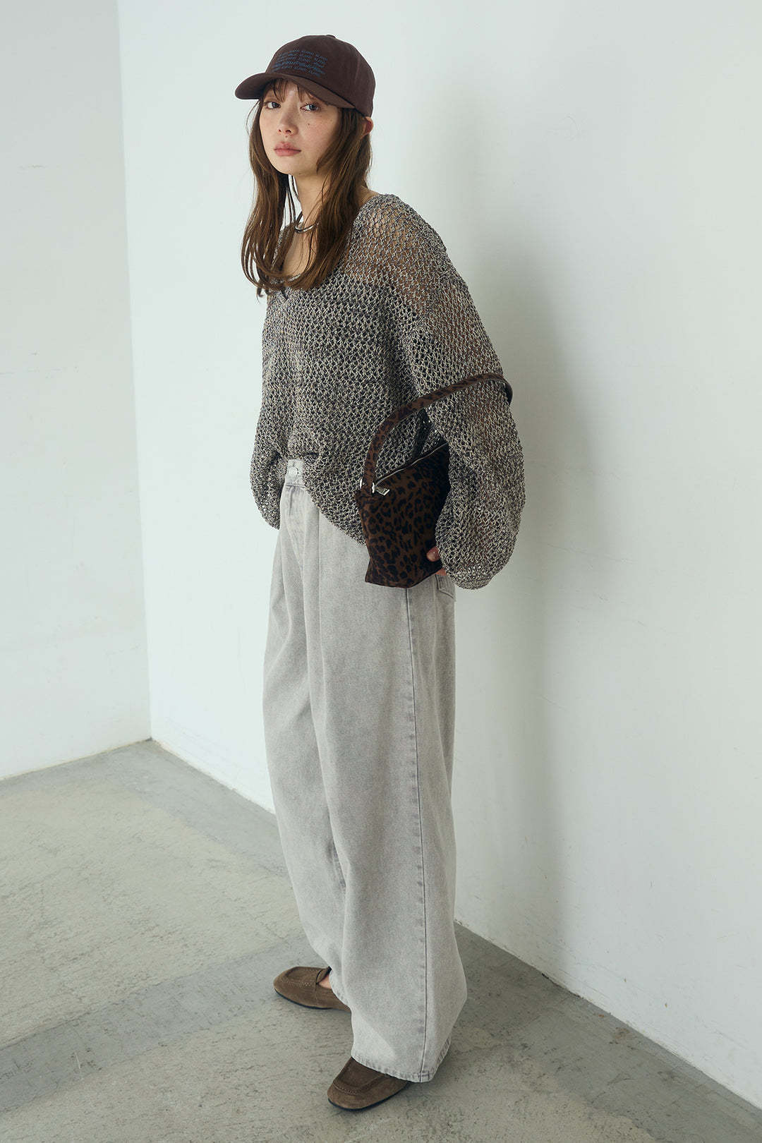 [SET]メッシュ編みビスチェセットVネックプルオーバー+カラーデニムタックカーブパンツ(2set)