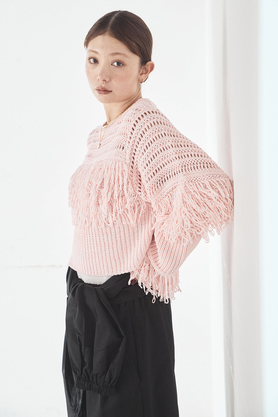 [SET]メッシュフリンジ切り替えプルオーバー+合繊ツイルスタンドウエスト巻きジョガーパンツ(2set)