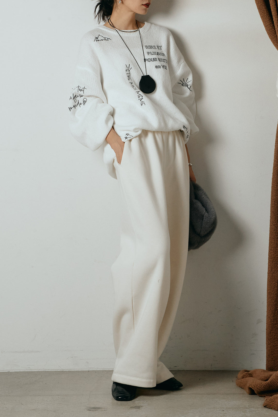 [SET]刺繍ロゴランダムデザインニットトップス+裏起毛スウェットワイドパンツ(2set)