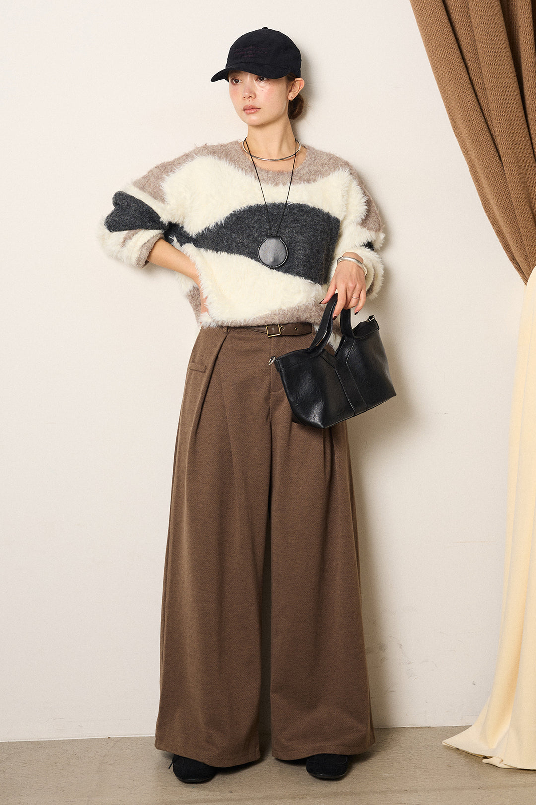 [SET]シャギーウェーブ柄クルーネックニットトップス+細ベルト付き起毛タックワイドパンツ(2set)