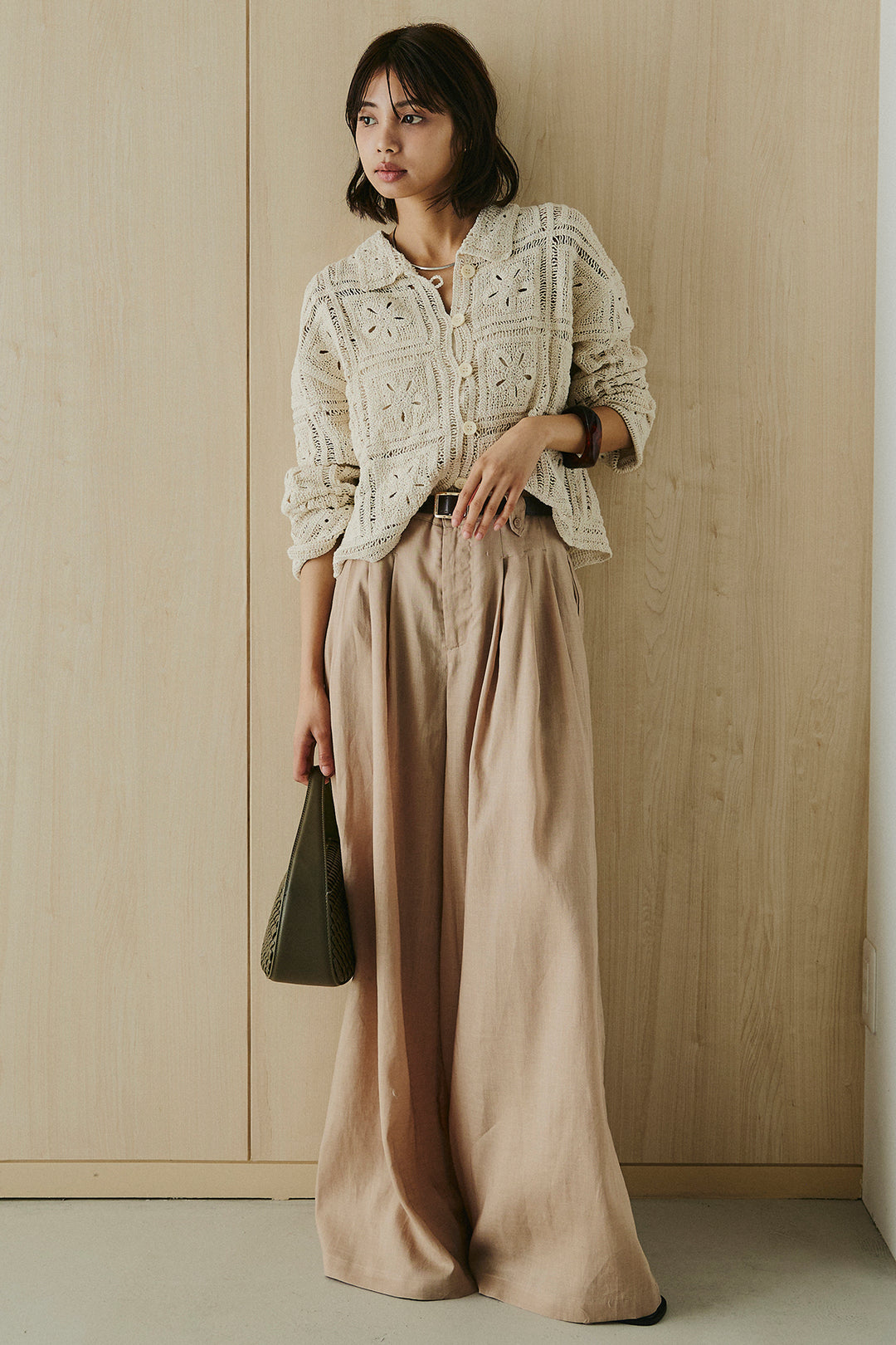 [SET]鍵編みフラワーレースカーディガン+タック入りワイドパンツ(2set)