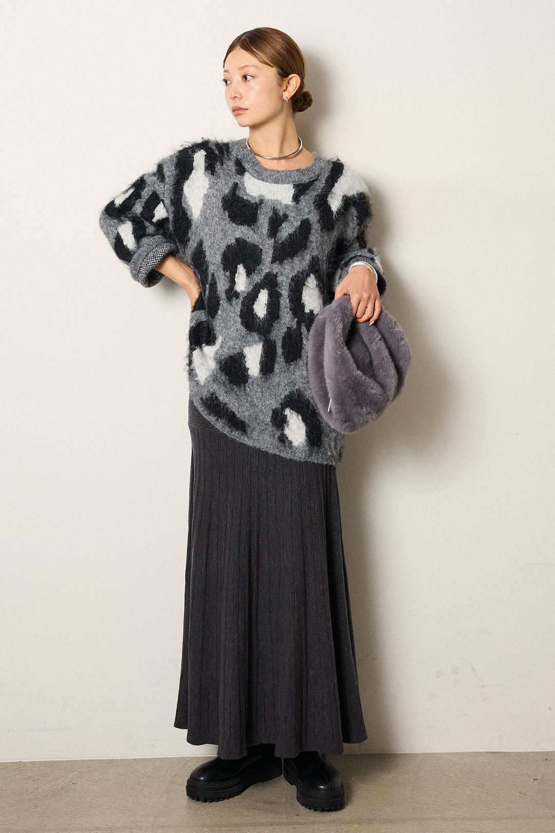 [SET]ルーズアニマルモヘアニットトップス+編み地切り替えフレアニットスカート(2set)