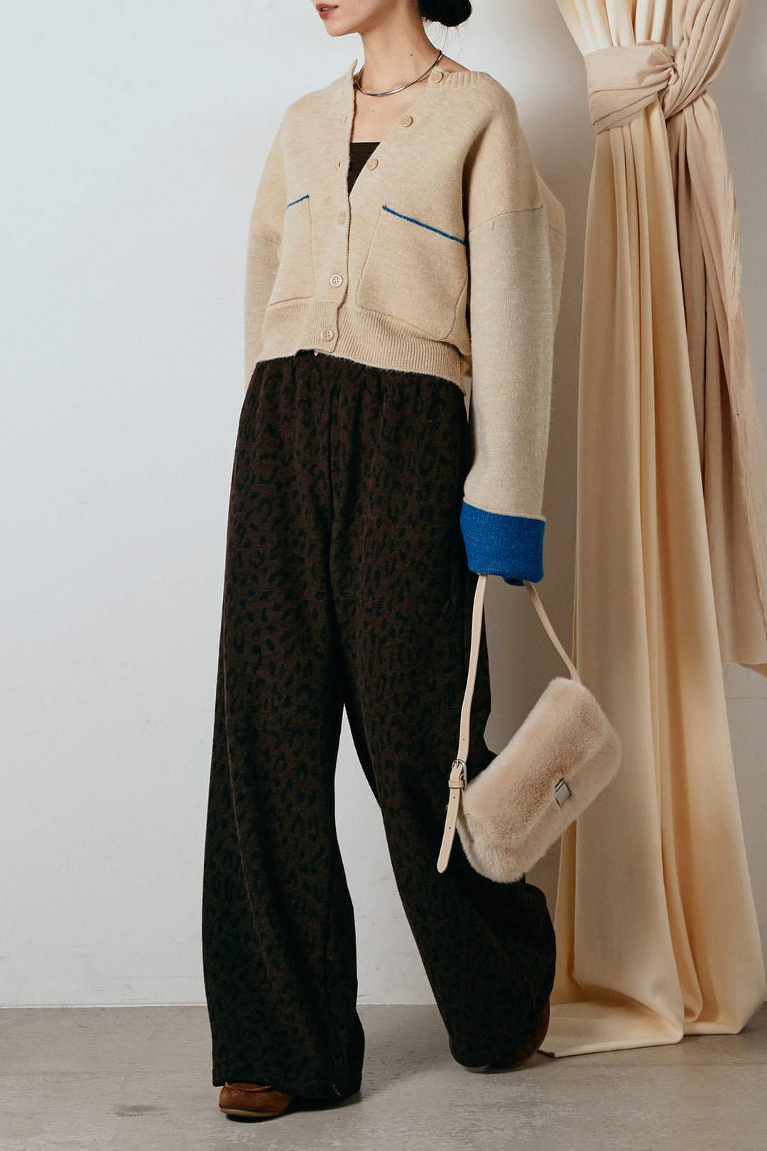 [SET]アルパカタッチダブルフェイスカーディガン+レオパードジャガードニットパンツ(2set)