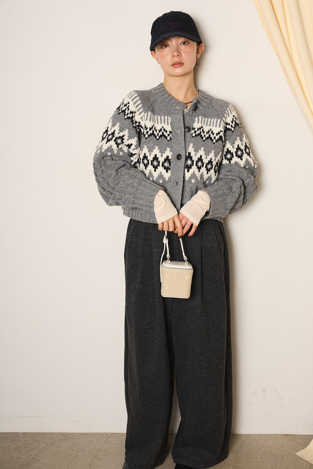 [SET]2WAY求心柄ジャガードショートカーディガン+起毛タック入りツイードワイドパンツ+2WAY袖コード刺繍クルーネックプルオーバー(3set)