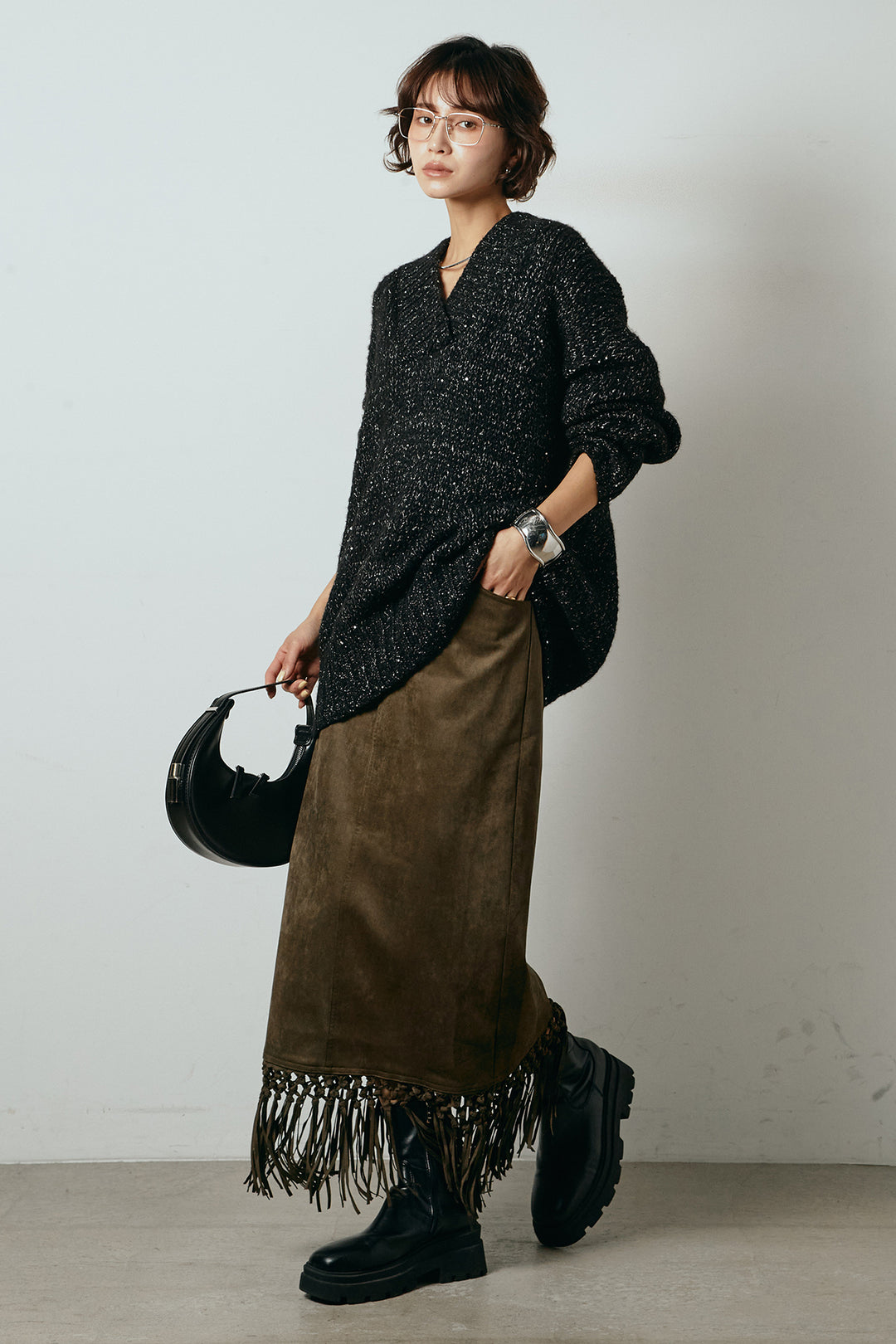 [SET]Vネックラメニットトップス+スウェードライク裾フリンジスカート(2set)