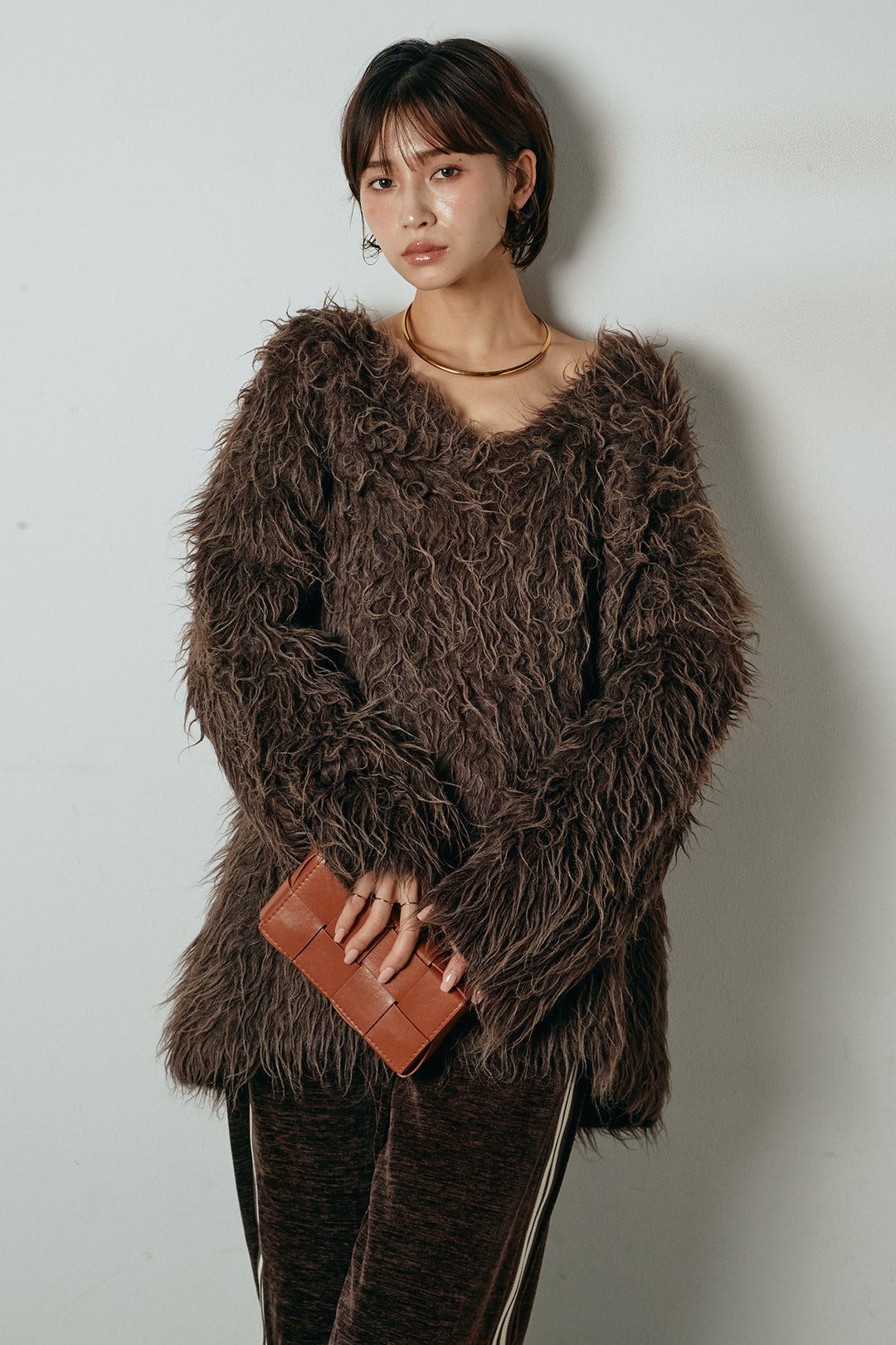 [SET]深Vネックシャギーニットトップス+リラックスサイドラインベロアワイドパンツ(2set)