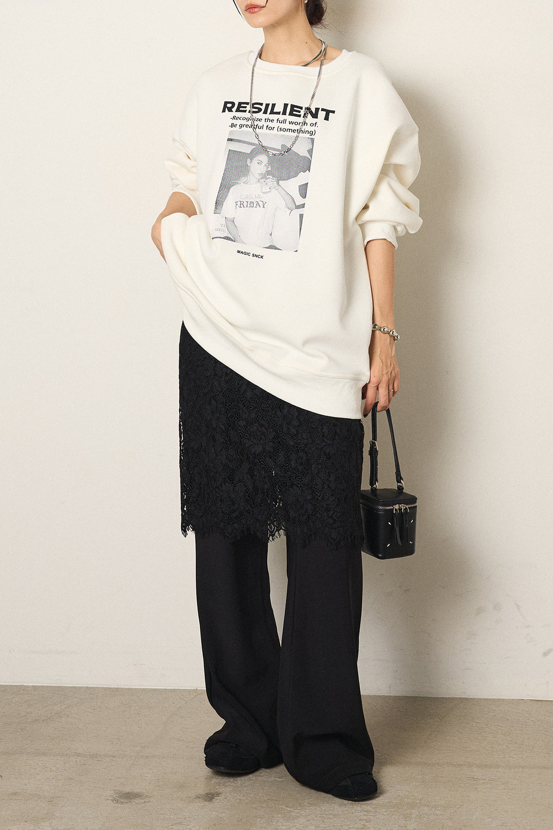[SET]モノトーンプリントスウェット+レース刺繍レイヤードフレアパンツ(2set)