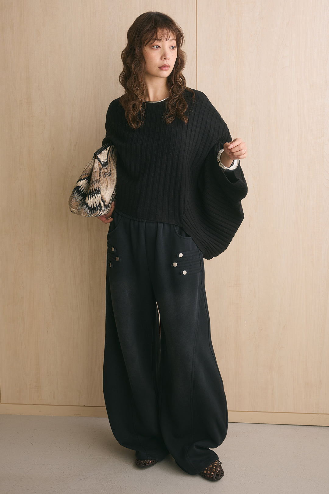 [SET]ポンチョシルエットリブニットトップス+ナポレオンディテールカーブパンツ(2set)