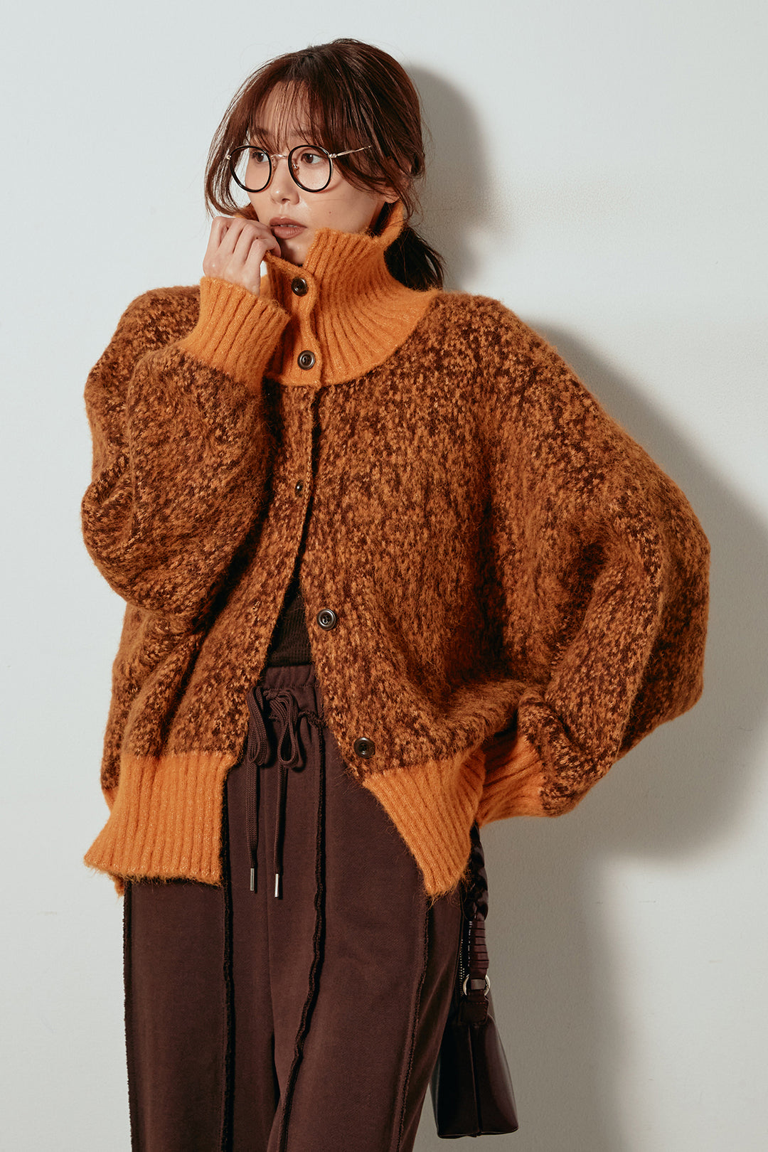 [SET]ハイネックミックスニットトップス+フロントラインデザインワイドスウェットパンツ(2set)