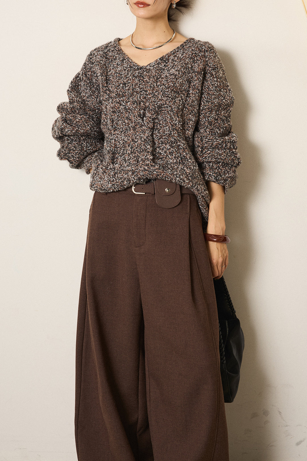 [SET]Vネックミックス編みニットトップス+ポーチベルト付きカーブパンツ(2set)