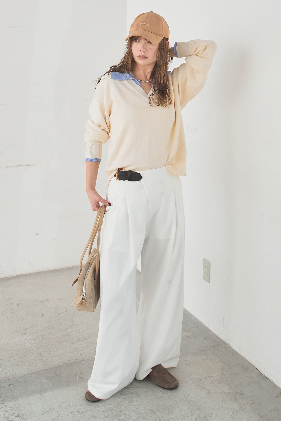 [SET]バイカラーニットレイヤード風プルオーバー+サイドベルトタック入りスラックス(2set)