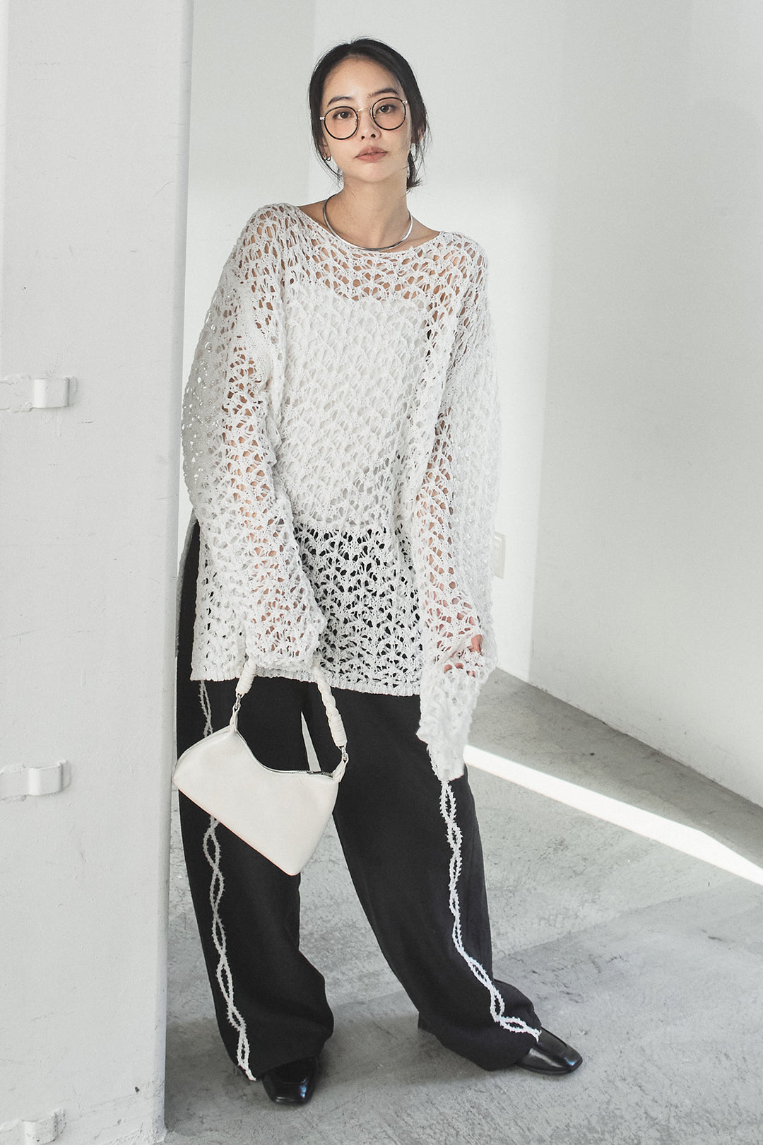 [SET]リラックスメッシュニットトップス+刺繡テープラインパンツ(2set)