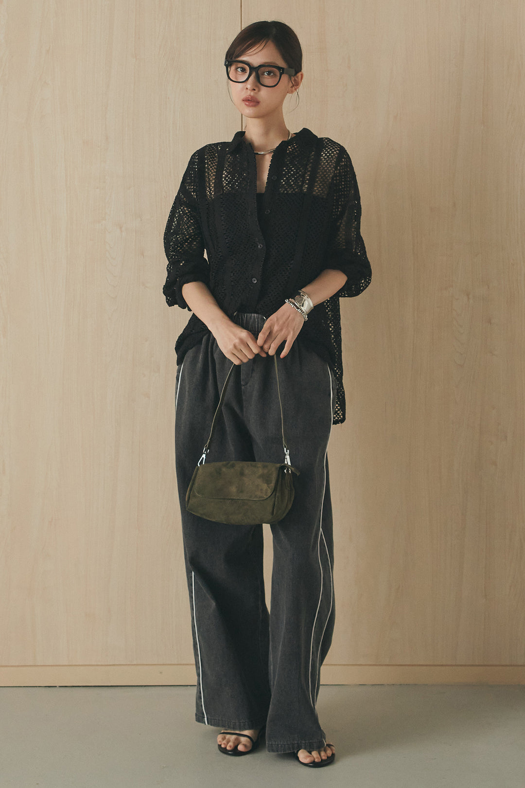 [SET]長袖襟付きレースシャツ+ドロストサイドラインデニムパンツ(2set)