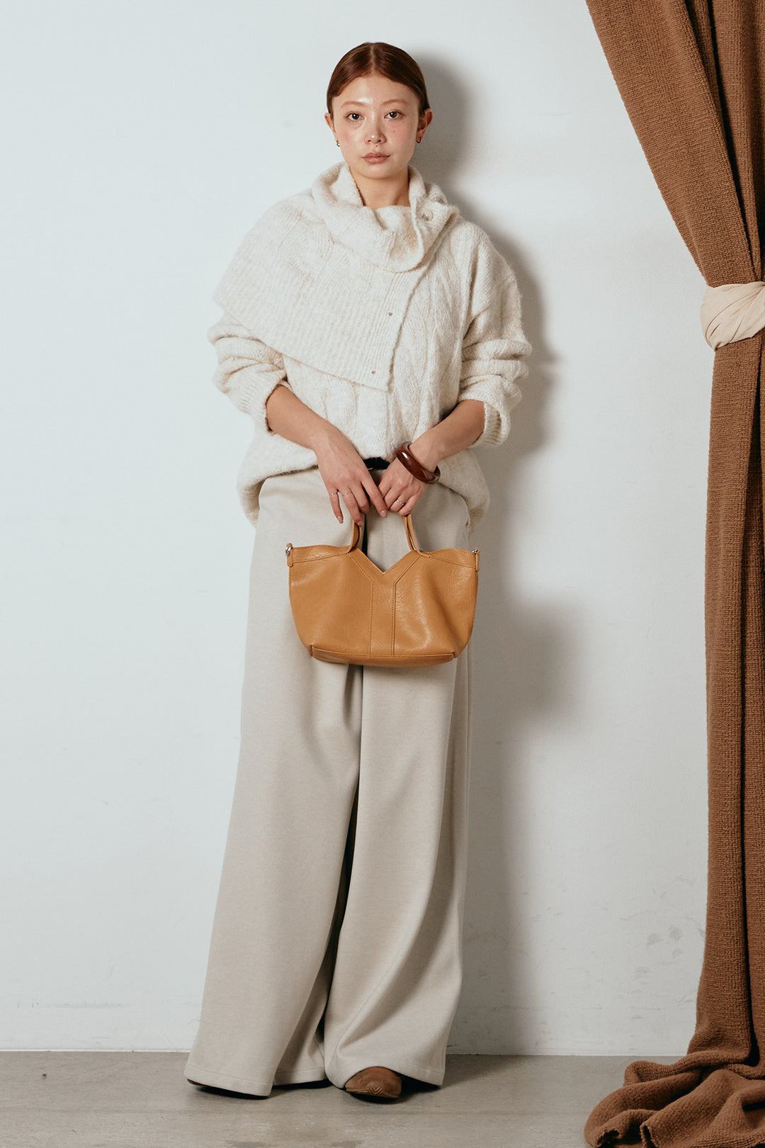 [SET]ケープデザインケーブルニットトップス+ベルト付きフロントタックデザインパンツ(2set)