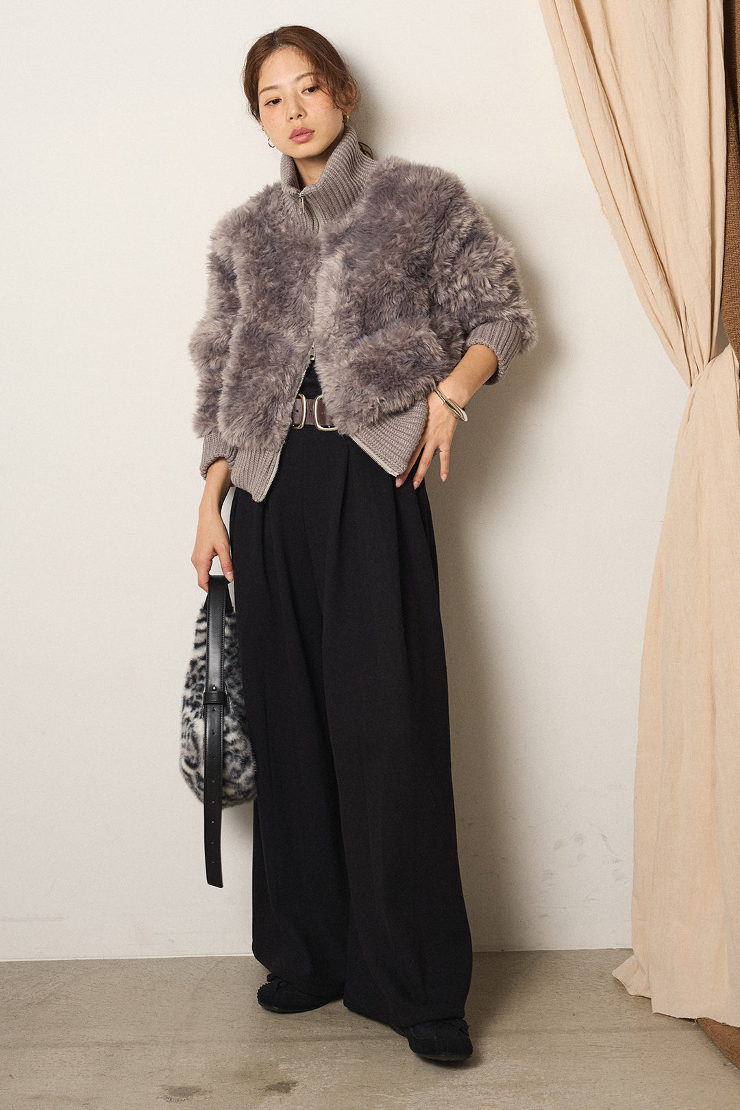 [SET]ハイネックボアブルゾン+フェイクレザー太ベルト付きタックワイドパンツ(2set)