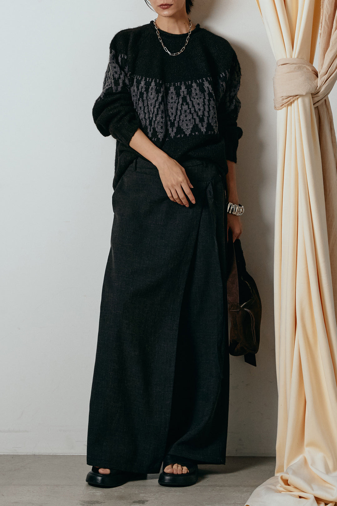 [SET]モノトーン柄ニットトップス+ラップ巻きワイドスラックス(2set)