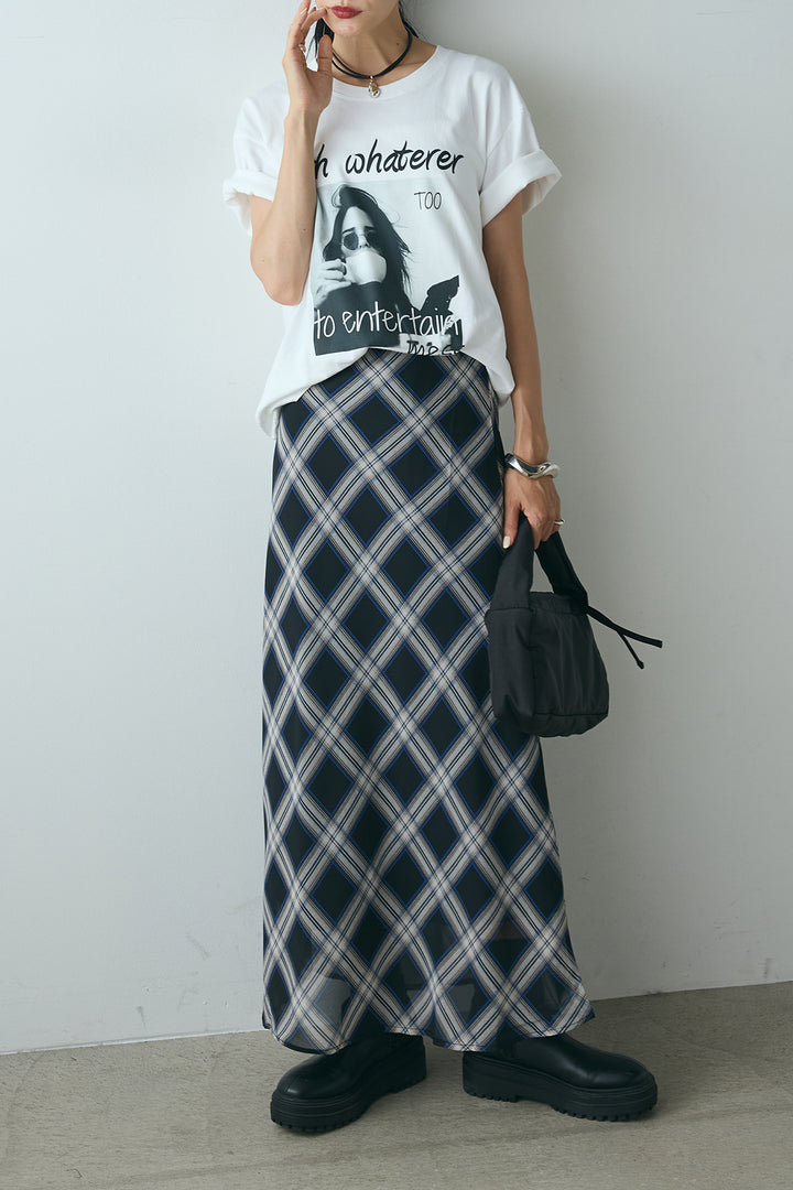 [SET]モノトーンフォトプリントTシャツ+マルチ柄シアースカート(2set)
