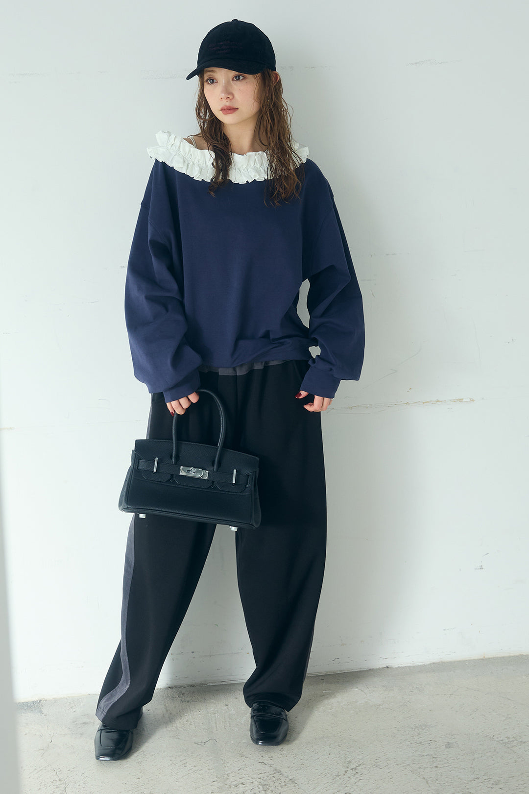 [SET]ネックギャザーフリルスウェット+異素材切り替えスウェットパンツ(2set)