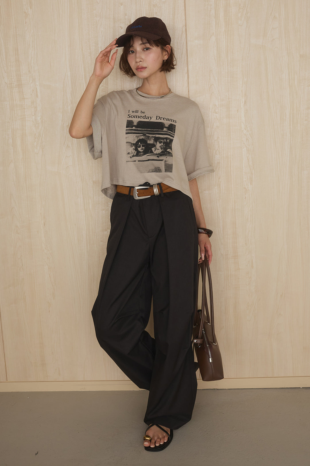 [SET]グラフィックサムデイワイドクロップドT+ニーサイドタックウエストドロストパンツ(2set)