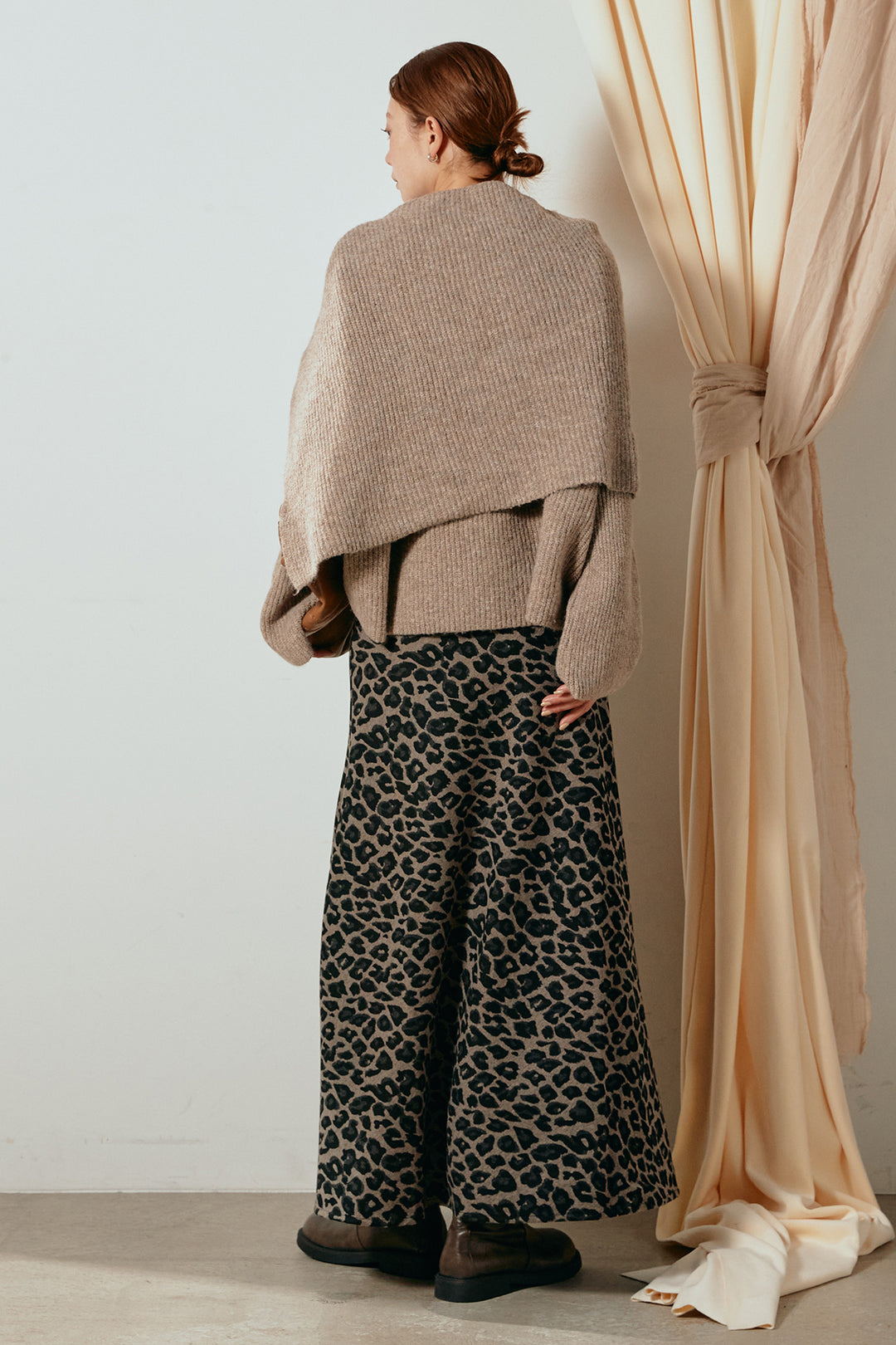 [SET]ケープデザインリブニットトップス+レオパードロングスカート(2set)