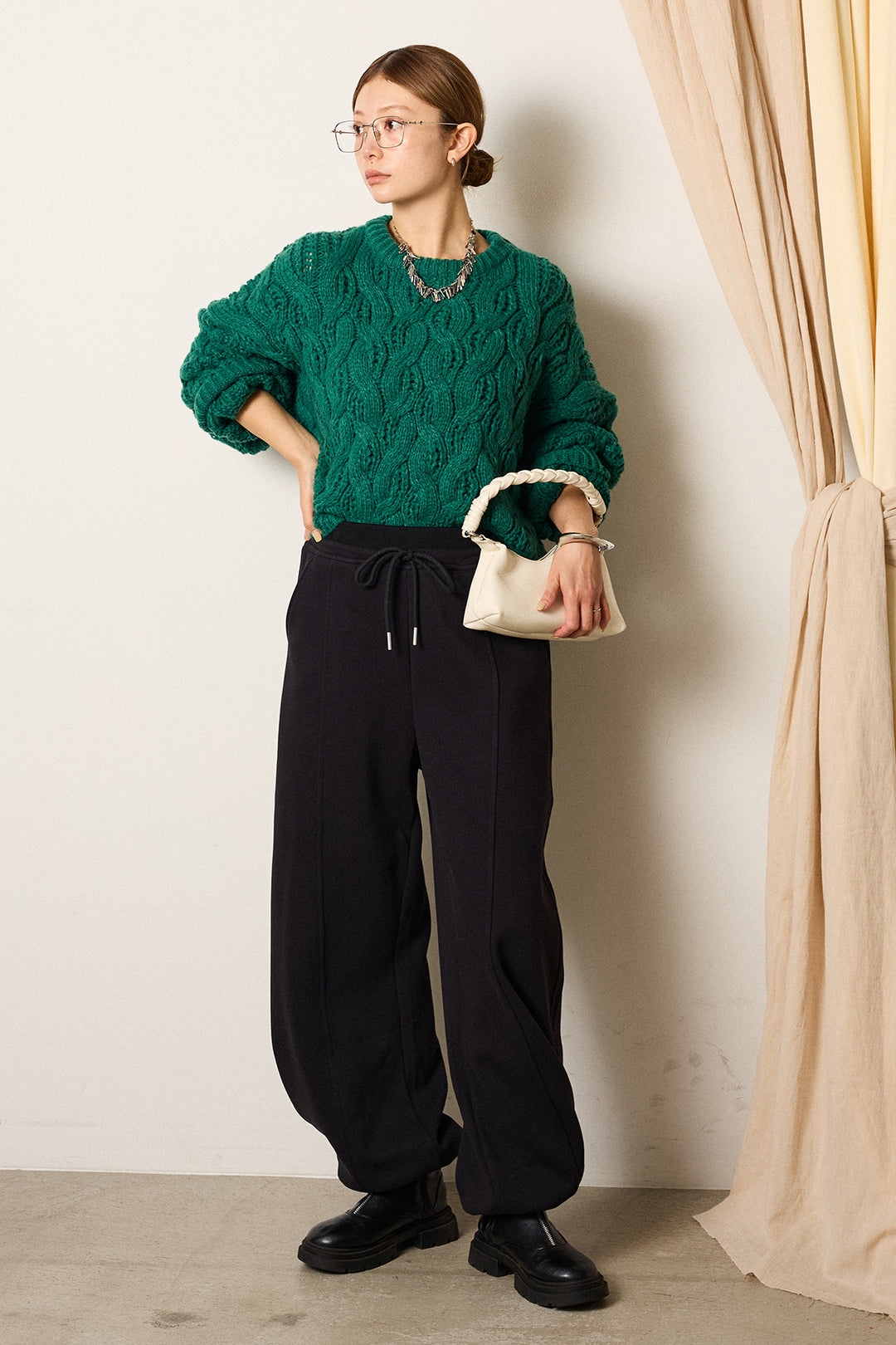 [SET]ケーブルリラックスショートニット+スウェットワイドカーブパンツ(2set)