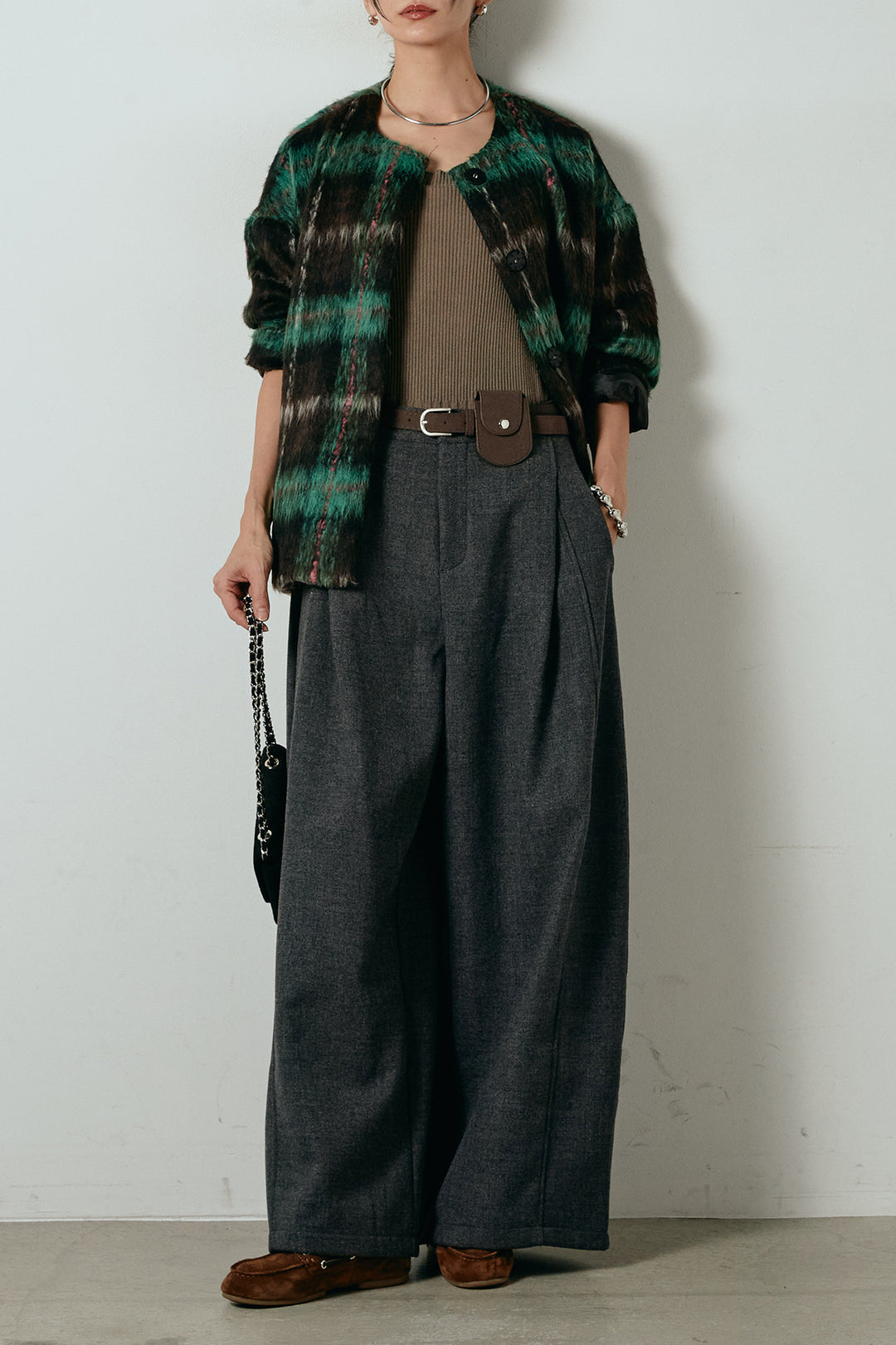 [SET]ノーカラーシャギーチェックアウター+ポーチベルト付きカーブパンツ(2set)