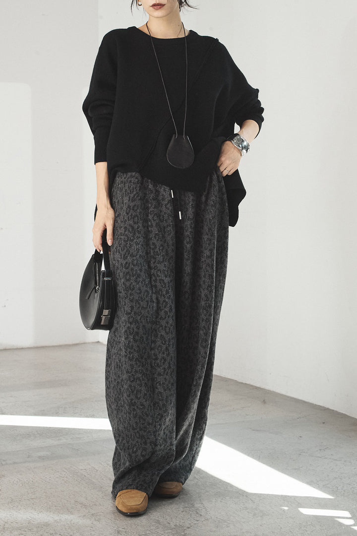 [SET]アシンメトリーデザインニットトップス+リラックスレオパード柄ワイドパンツ(2set)