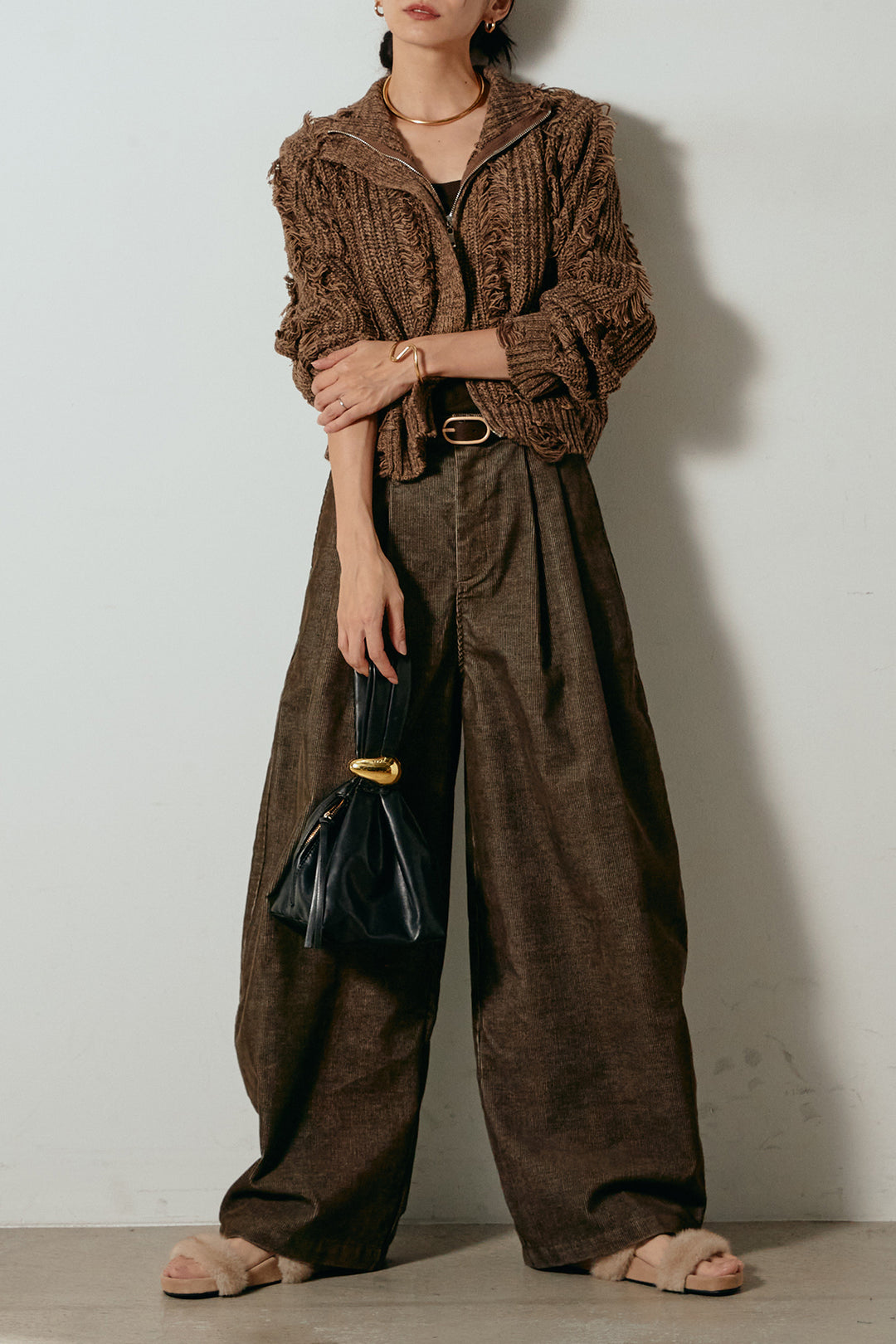 [SET]ハイネックフリンジジップニットトップス+フロントタック入りコーデュロイパンツ(2set)