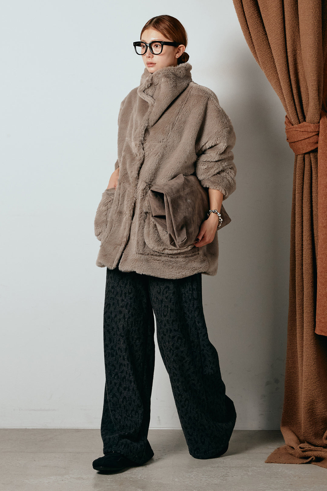 [SET]スタンドネックファーコート+レオパードジャガードニットパンツ(2set)