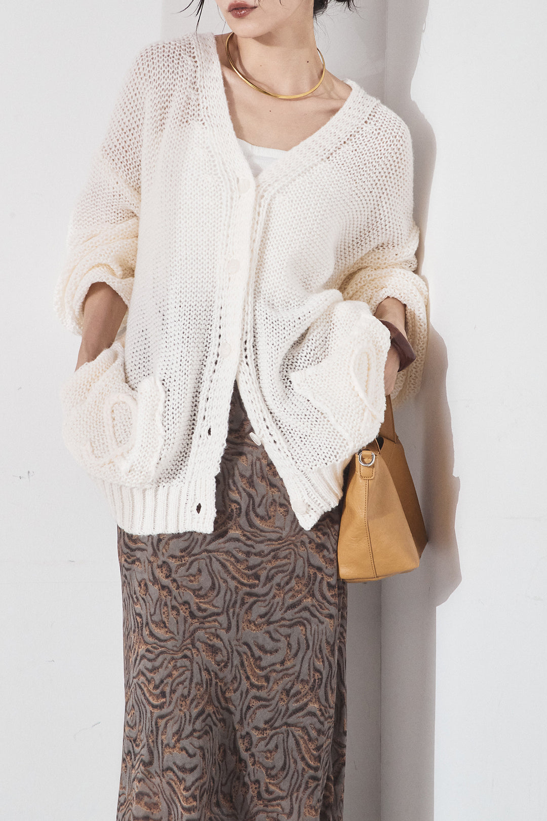 [SET]コード刺繍リラックスニットカーディガン+抽象柄ロングスカート(2set)