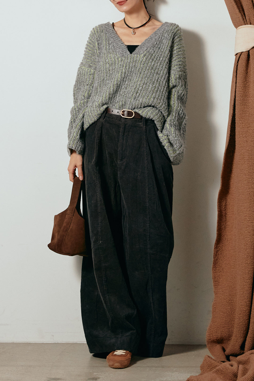 [SET]アルパカタッチ深Vニットトップス+タック入りコーデュロイワイドパンツ(2set)