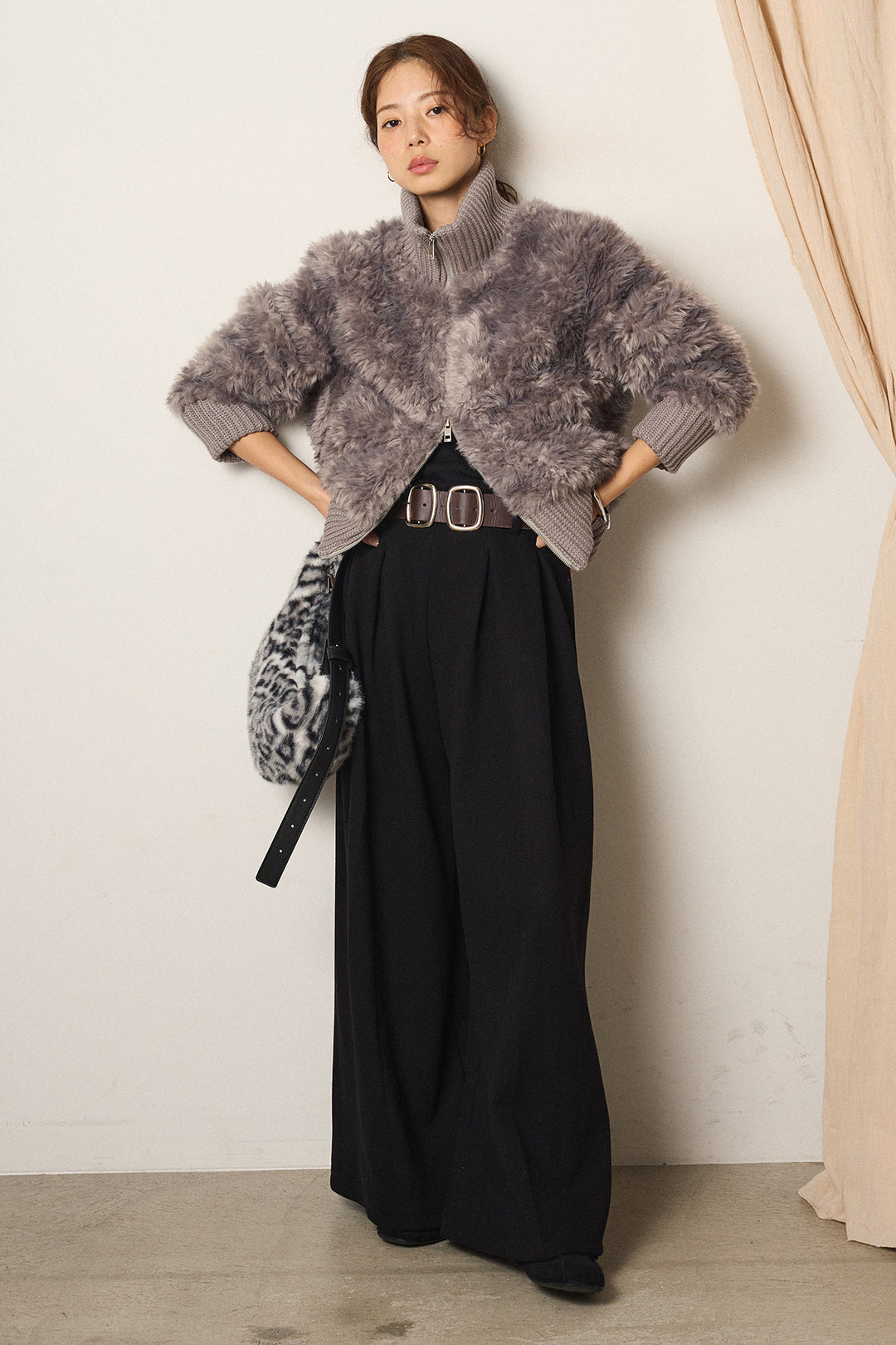 [SET]ハイネックボアブルゾン+フェイクレザー太ベルト付きタックワイドパンツ(2set)