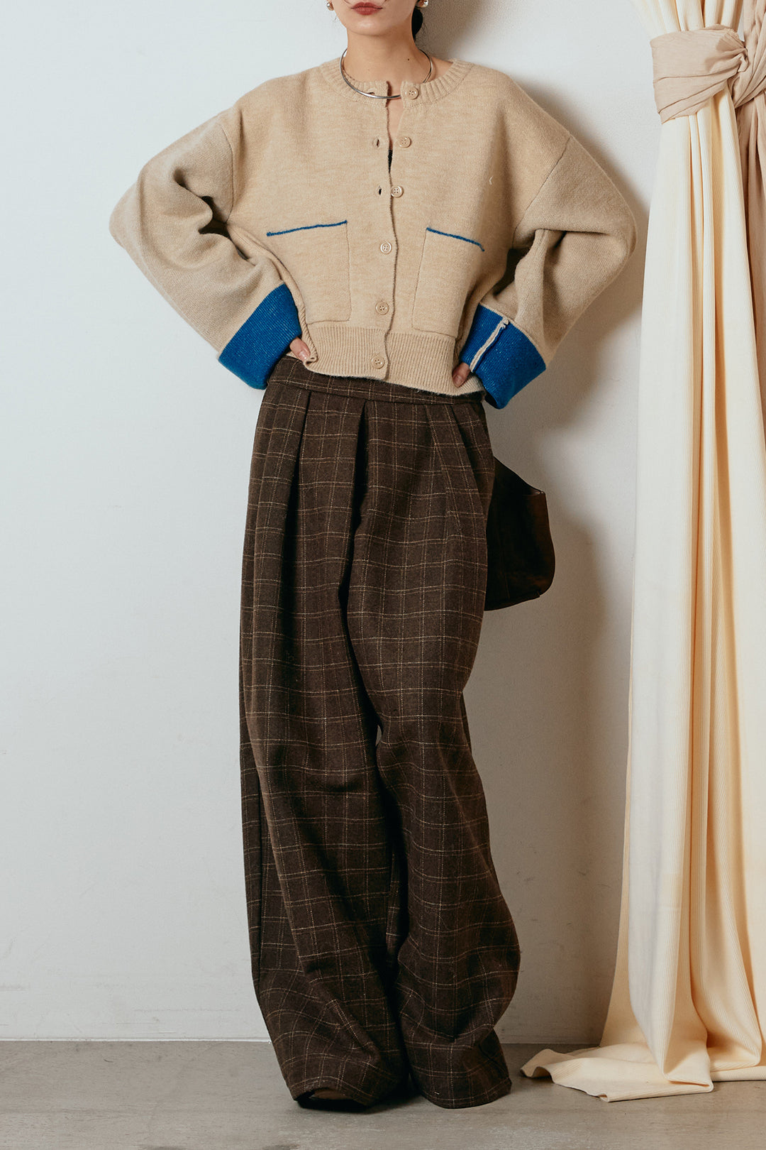 [SET]アルパカタッチダブルフェイスカーディガン+ウールライクチェックタックパンツ(2set)