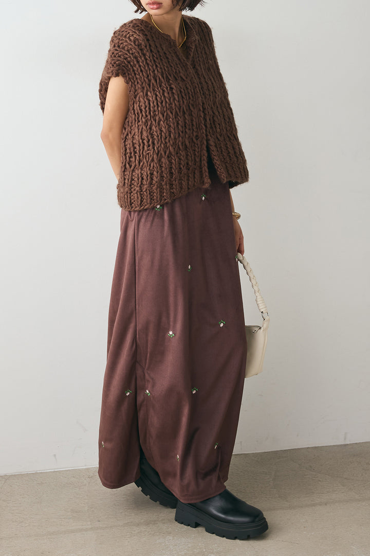 [SET]ハンドニットロービングベスト+小花刺繍ベロアキャミワンピース(2set)