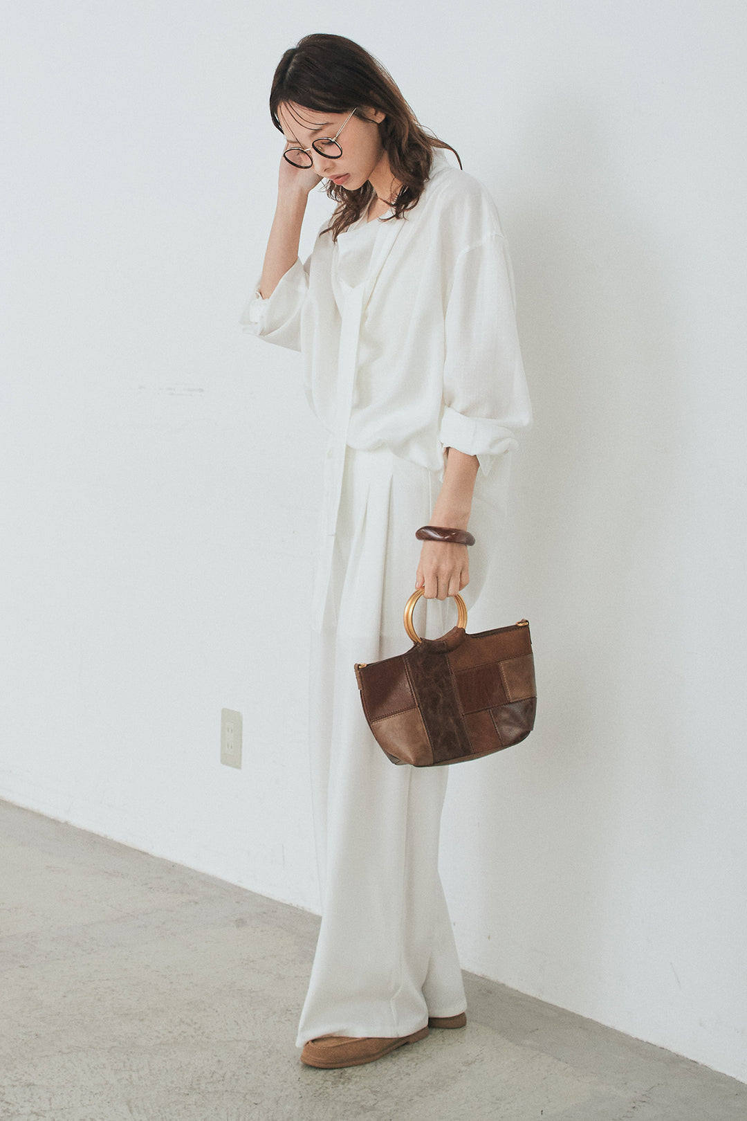 [SET]ニュアンスボータイブラウス+斜めボタンタック入りスラックス(2set)