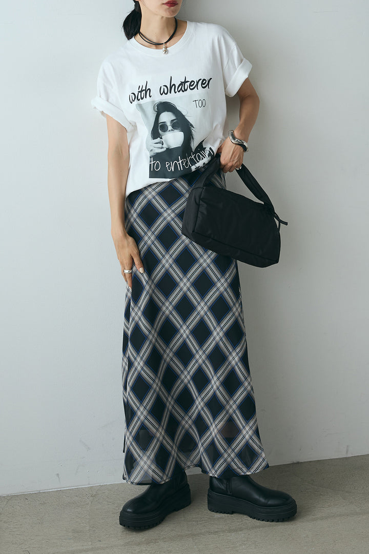 [SET]モノトーンフォトプリントTシャツ+マルチ柄シアースカート(2set)
