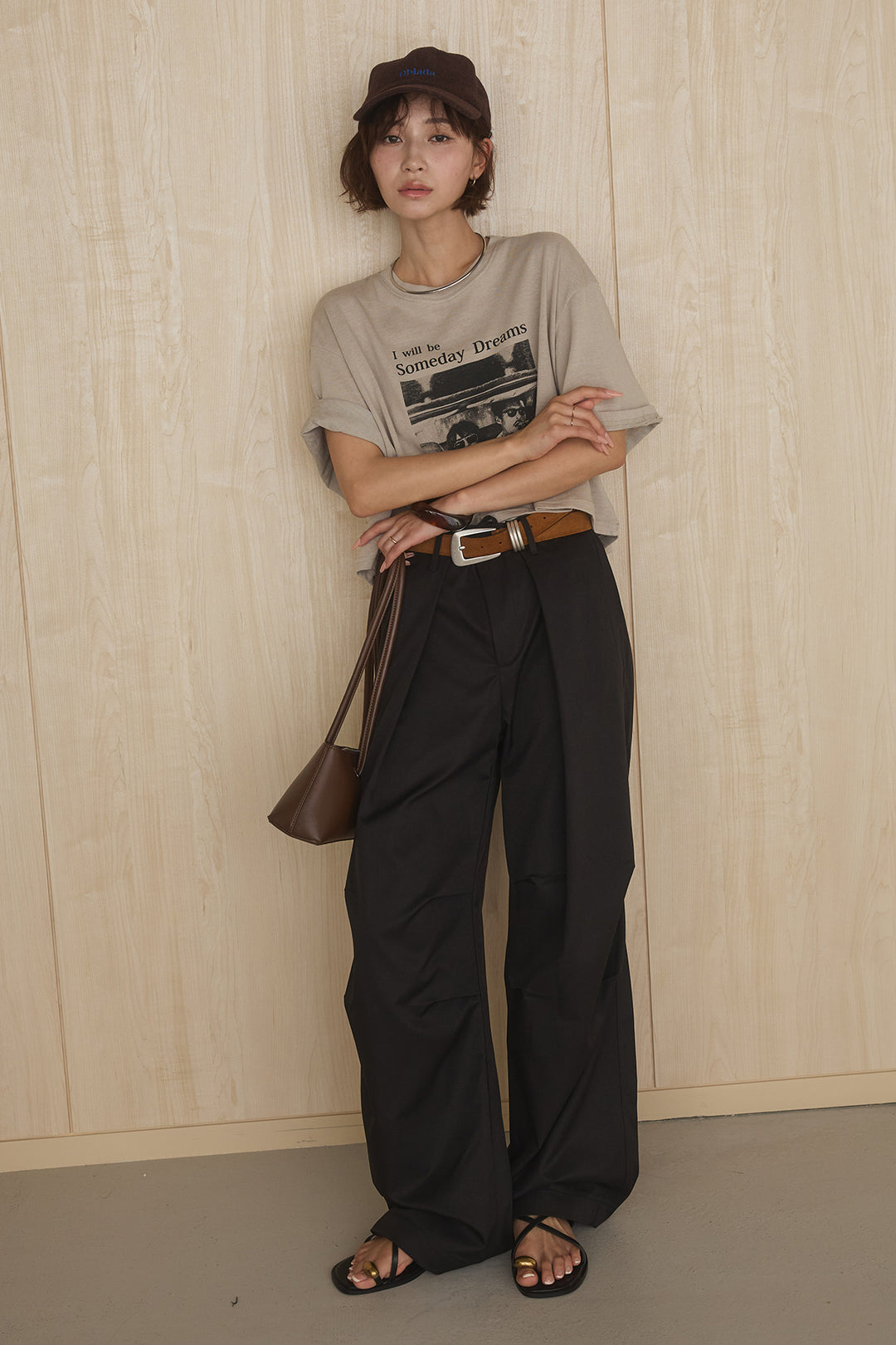 [SET]グラフィックサムデイワイドクロップドT+ニーサイドタックウエストドロストパンツ(2set)