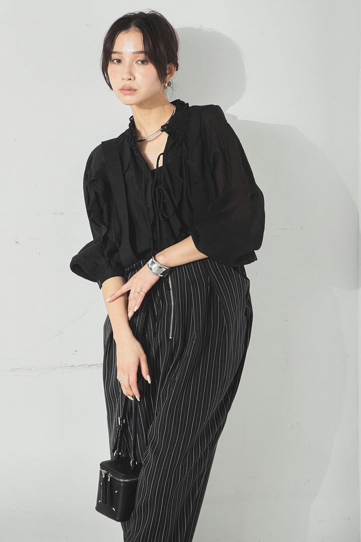 [SET]フロントリボンフリルブラウス+ピンストライプツータックサロペット(2set)