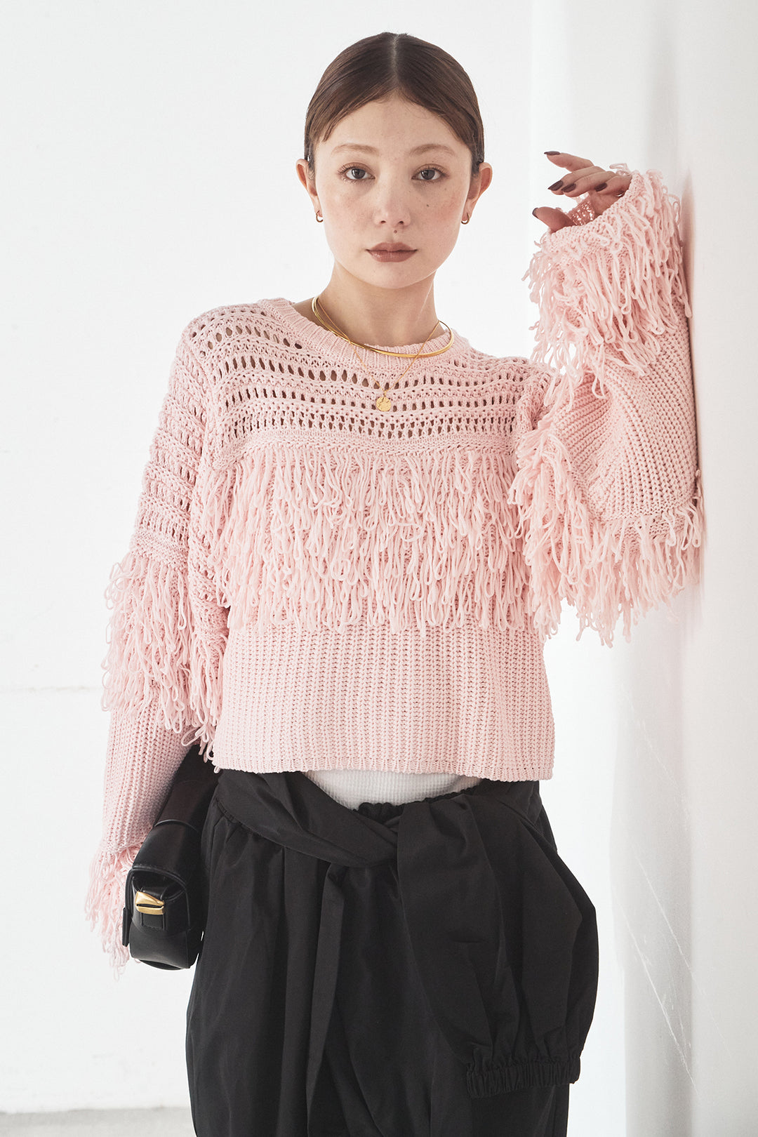 [SET]メッシュフリンジ切り替えプルオーバー+合繊ツイルスタンドウエスト巻きジョガーパンツ(2set)