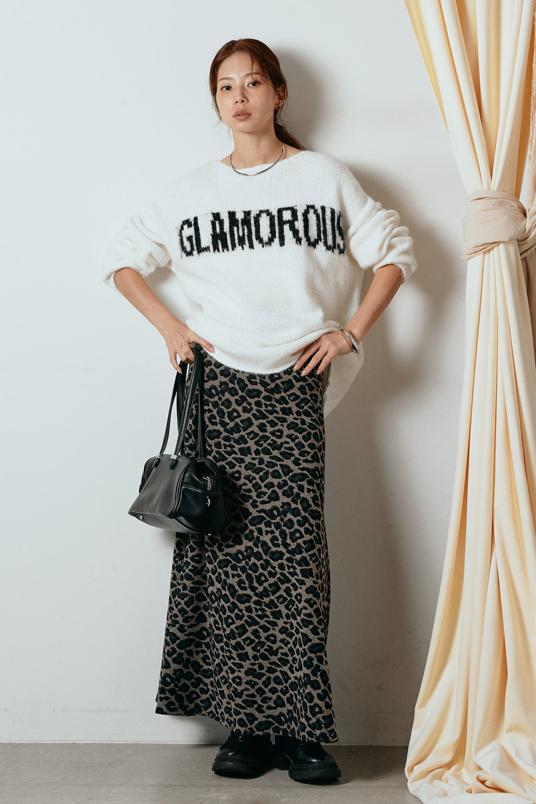 [SET]フロントロゴデザインニットトップス+レオパードロングスカート(2set)