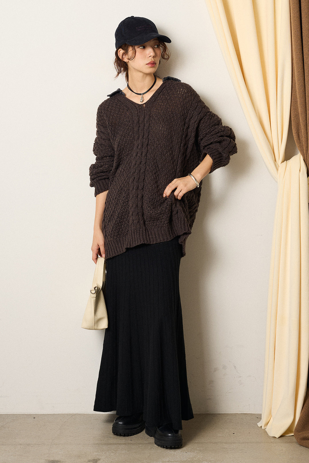 [SET]デニムカラーケーブルオーバーニット+編み地切り替えフレアニットスカート(2set)