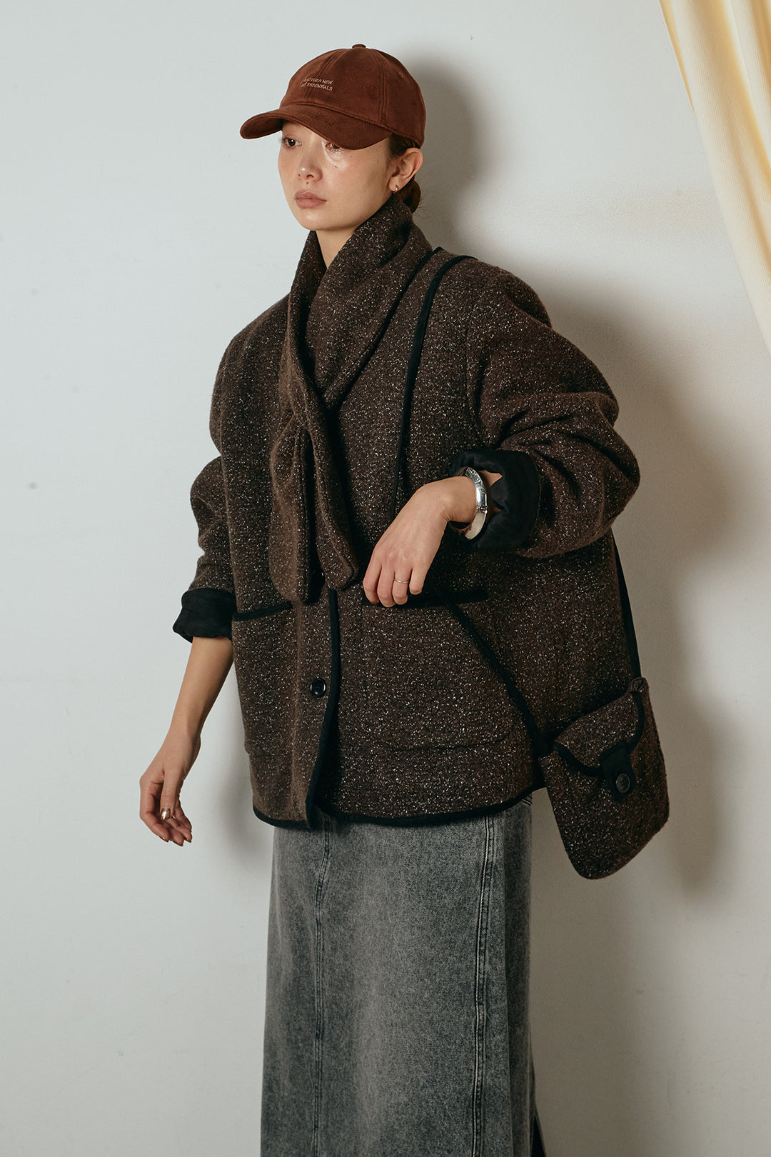 [SET]ノーカラーマフラーバッグ付きアウター+デニムロングフレアスカート(2set)