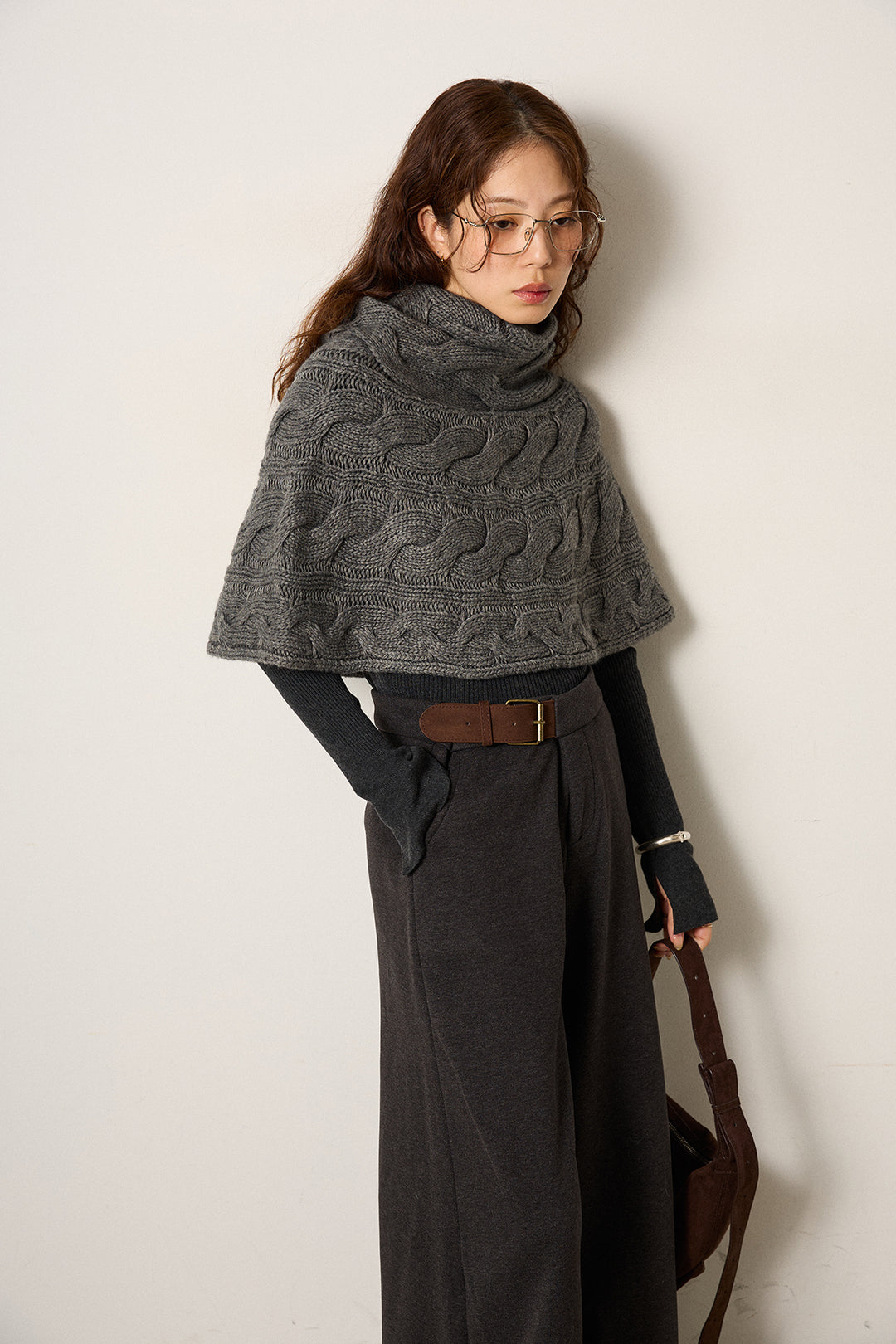 [SET]ケーブル編みケープレイヤードニット+サイドベルトパンツ(2set)