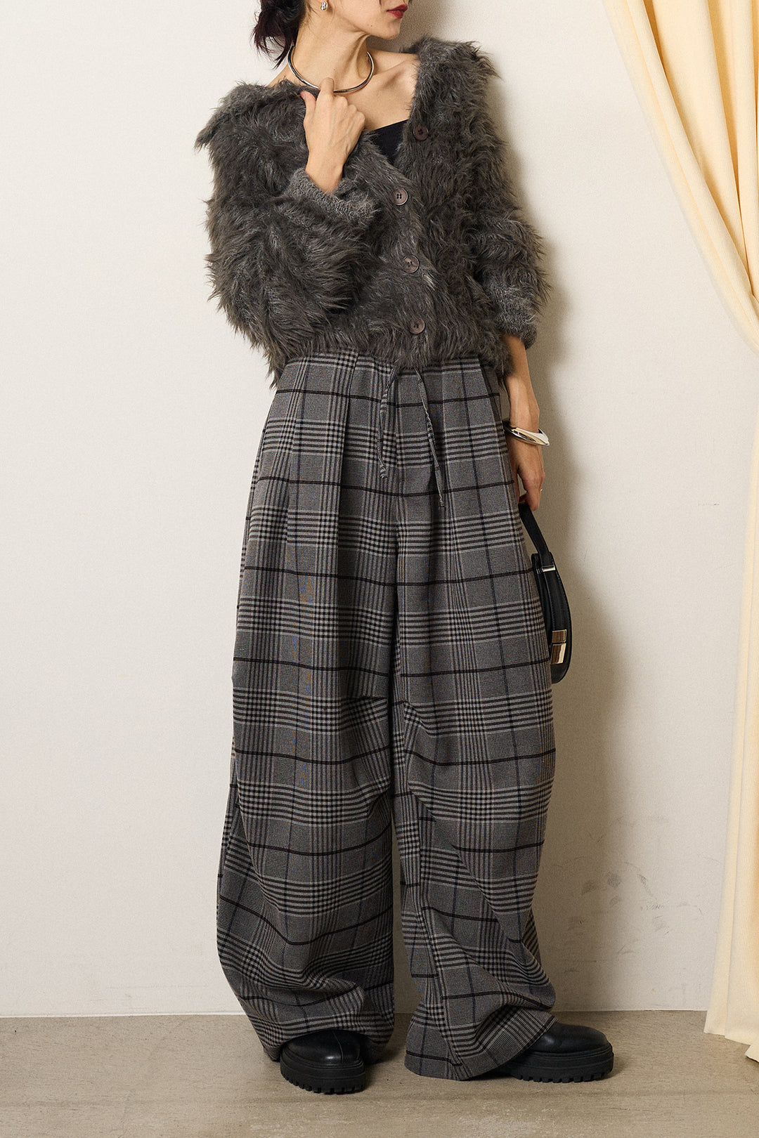 [SET]襟付きシャギーニットカーディガン+グレンチェックルーズタックパンツ(2set)
