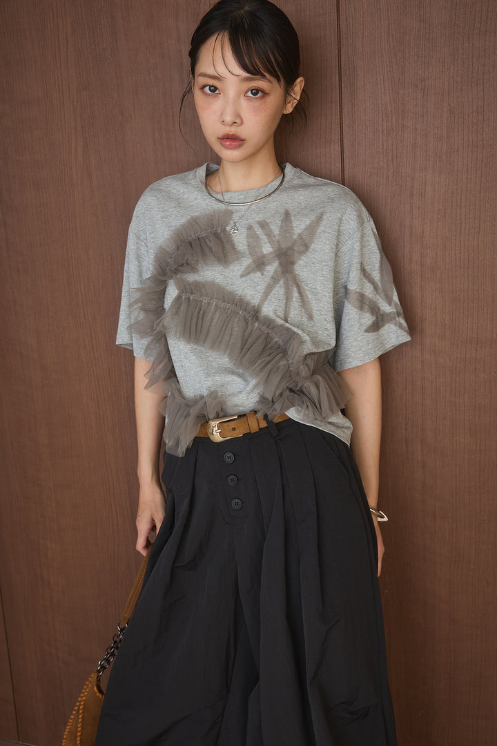 [SET]チュールモチーフデザインTシャツ+ボタンデザインニーサイドタックパンツ(2set)