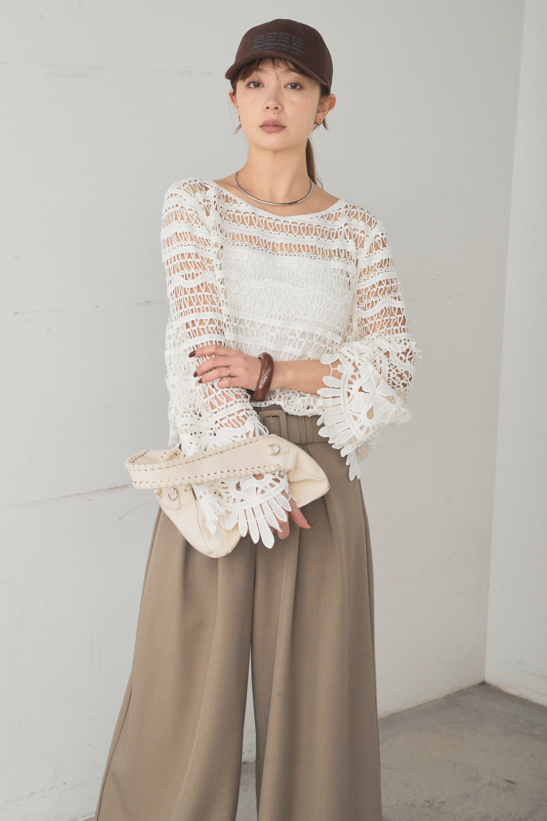 [SET]裾デザインメッシュプルオーバー+ベルト付きツータックワイドパンツ(2set)