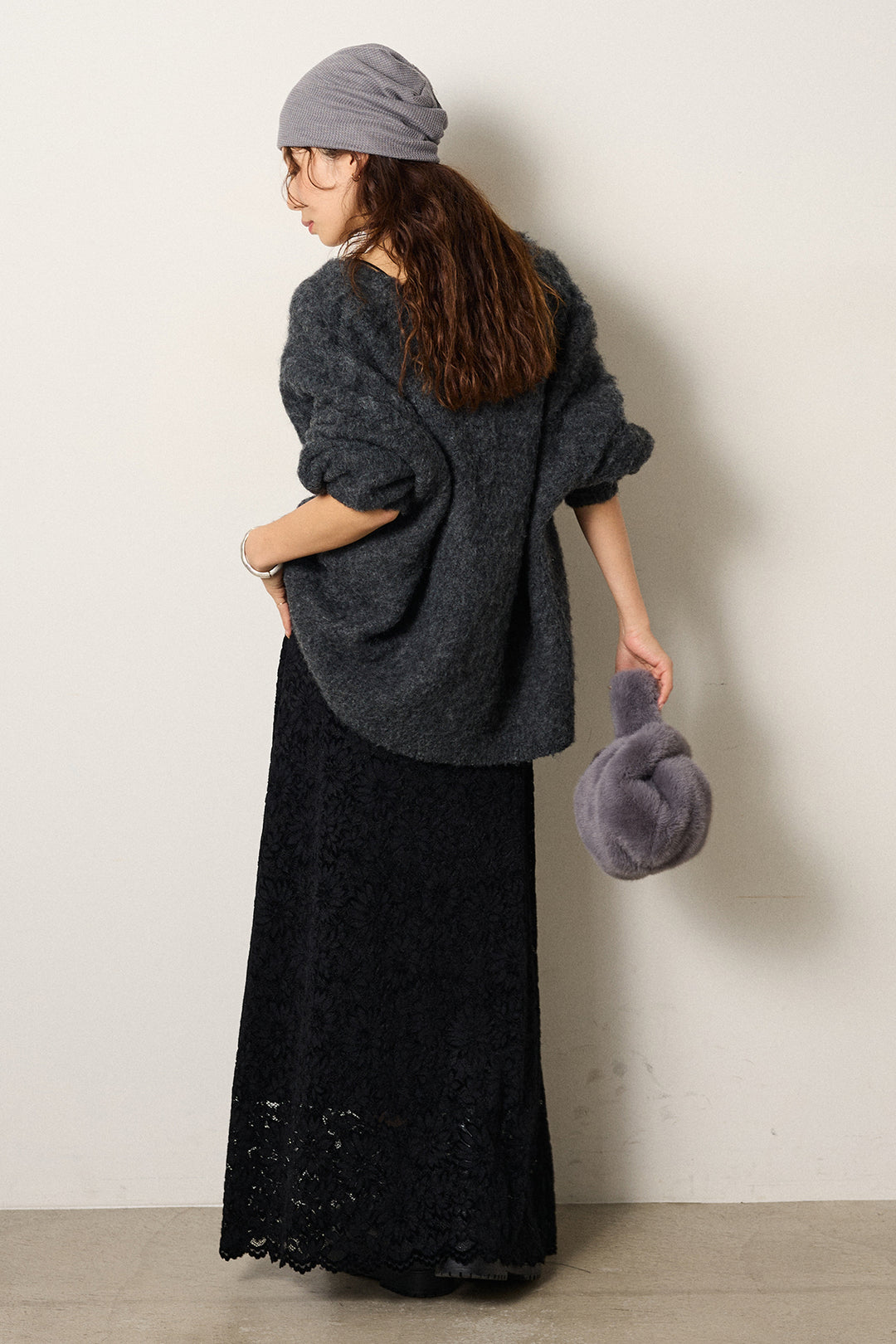 [SET]ウール混透かしロゴニットカーディガン+花柄刺繍ベロアフレアスカート(2set)