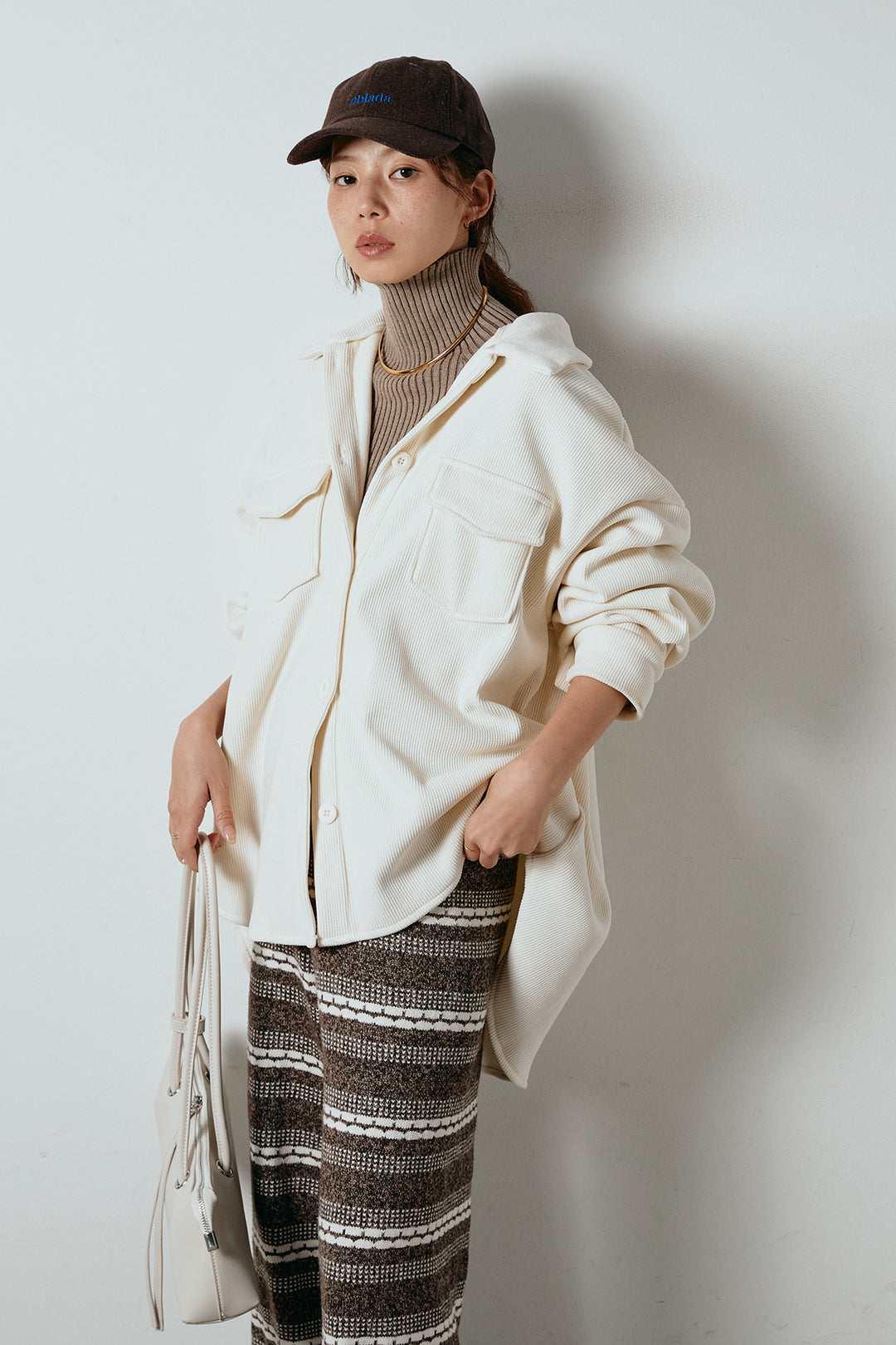 [SET]襟付きコーデュロイポケットシャツ+リブニットシームレスタートルプルオーバー+マルチライン柄リラックスニットパンツ(3set)