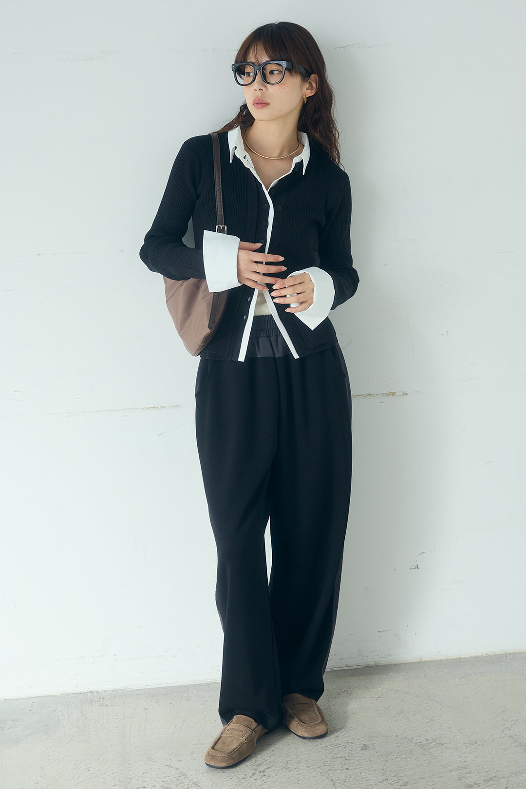 [SET]シャツドッキングボタンニットカーディガン+異素材切り替えスウェットパンツ(2set)